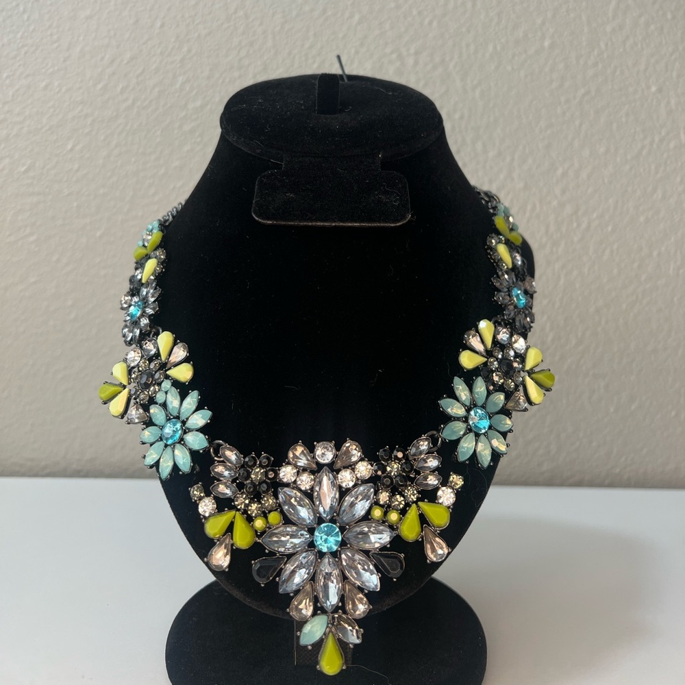 VINTAGE Joan Rivers Floral Rhinestone Statement Necklace